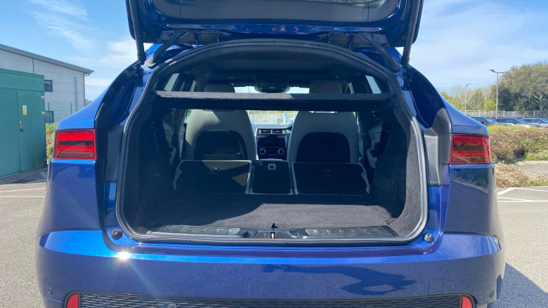 Jaguar E-Pace 1.5 P300e R-Dynamic SE 5dr Auto Estate